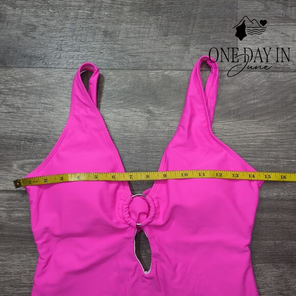 CharmLeaks Ring Front Twist Back High Cut One Piece Swimsuit Size L - Picture 2 of 4